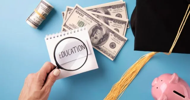 cómo deducir intereses de préstamos estudiantiles en la declaración